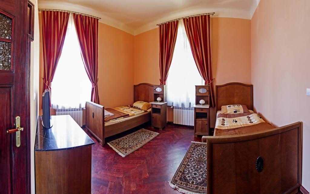 Bergera 3* Dzierzoniow